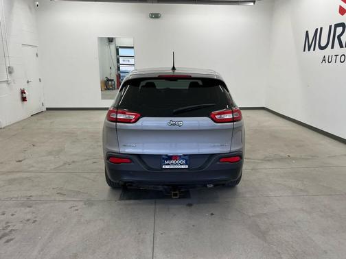 2015 Jeep Cherokee Sport