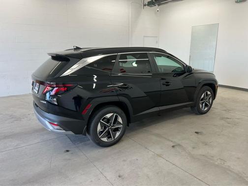 Ash Black 2026 Hyundai TUCSON Hybrid SEL
