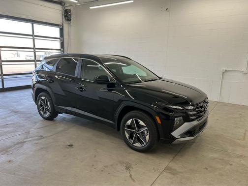 Ash Black 2026 Hyundai TUCSON Hybrid SEL