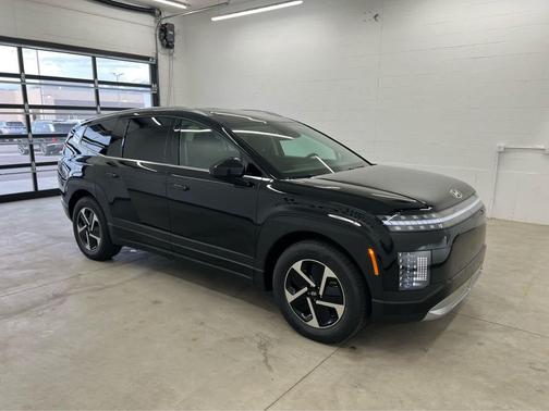 Abyss Black 2026 Hyundai IONIQ 9 SE