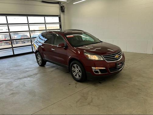 2017 Chevrolet Traverse 2LT