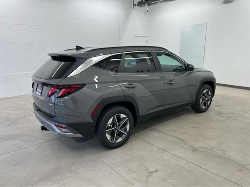 Hampton Gray 2026 Hyundai TUCSON SEL