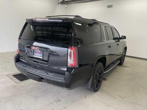 2017 GMC Yukon XL SLT