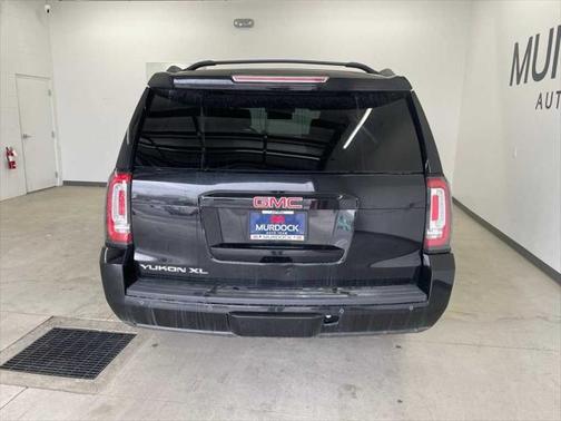 2017 GMC Yukon XL SLT