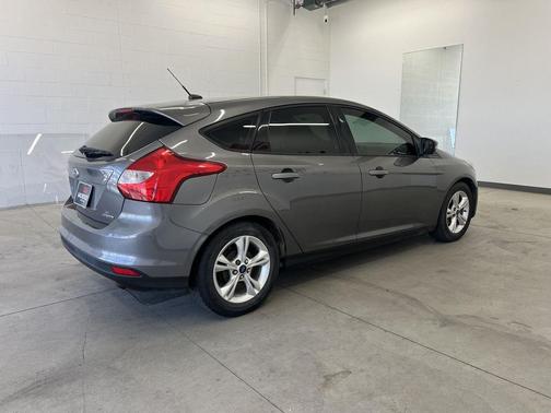 Sterling Gray Metallic 2013 Ford Focus SE