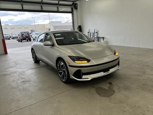 2025 Hyundai IONIQ 6 SEL