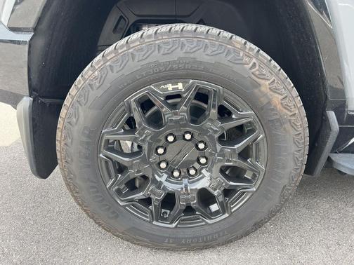 Meteorite Metallic (Grey) 2024 GMC HUMMER EV SUV 2X