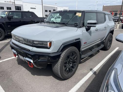Meteorite Metallic (Grey) 2024 GMC HUMMER EV SUV 2X