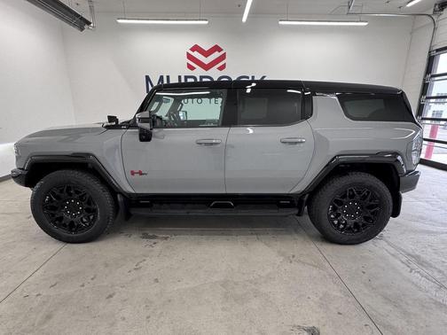 Meteorite Metallic (Grey) 2024 GMC HUMMER EV SUV 2X