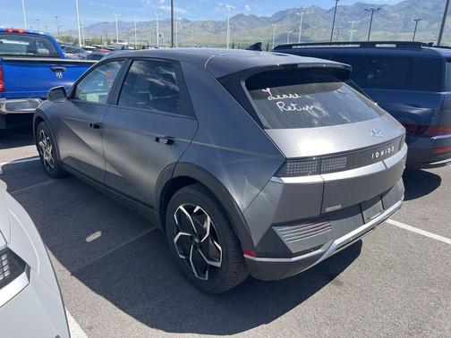 Shooting Star (Matte Gray) 2024 Hyundai IONIQ 5 SEL