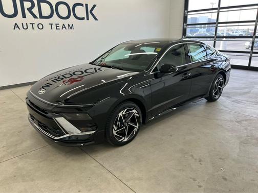 Abyss Black 2026 Hyundai SONATA SEL