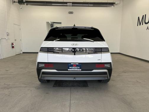 Atlas White 2025 Hyundai IONIQ 5 SEL