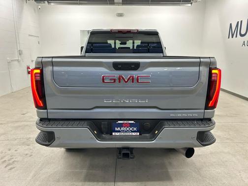 2025 GMC Sierra 3500 Denali