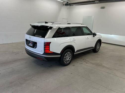 Creamy White Pearl 2026 Hyundai PALISADE SEL Premium