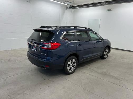 2025 Subaru Ascent Premium 7-Passenger