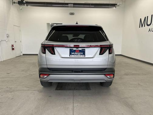 Shimmering Silver 2025 Hyundai TUCSON Limited