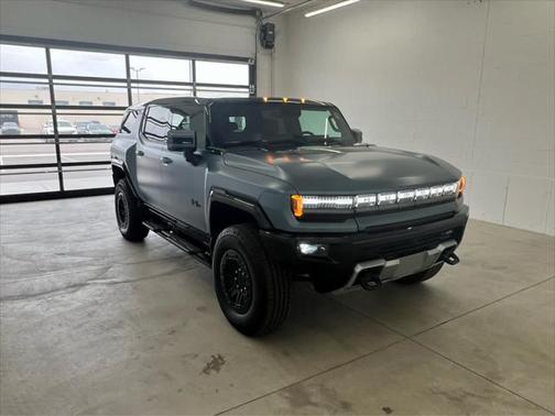 2024 GMC HUMMER EV SUV 3X