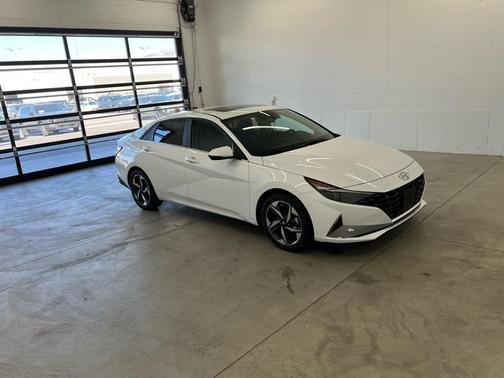 2021 Hyundai ELANTRA HEV Limited