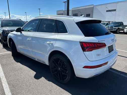 2018 Audi Q5 2.0T Premium Plus