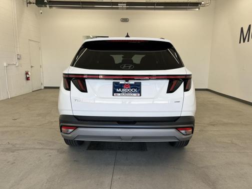Serenity White Pearl 2026 Hyundai TUCSON SEL Premium
