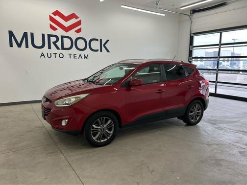 Garnet Red 2014 Hyundai TUCSON SE
