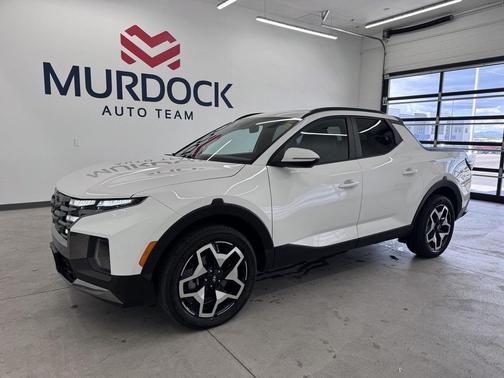 Atlas White 2024 Hyundai SANTA CRUZ Limited