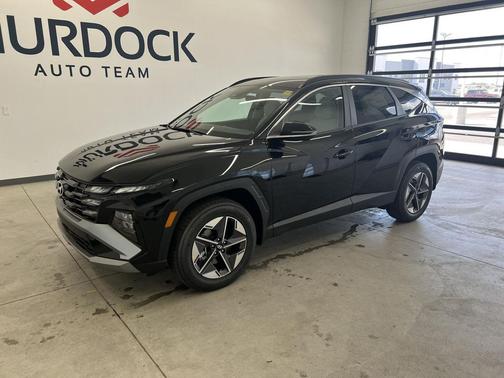 Phantom Black 2026 Hyundai TUCSON SEL Premium