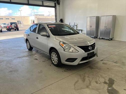 2016 Nissan Versa 1.6 S