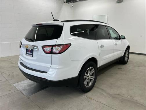 2017 Chevrolet Traverse 2LT