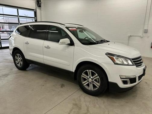 2017 Chevrolet Traverse 2LT