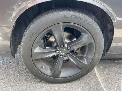 Granite Pearlcoat 2016 Dodge Challenger SXT