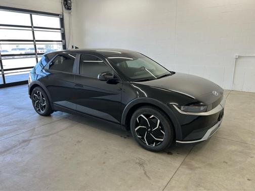 Phantom Black 2022 Hyundai IONIQ 5 SEL