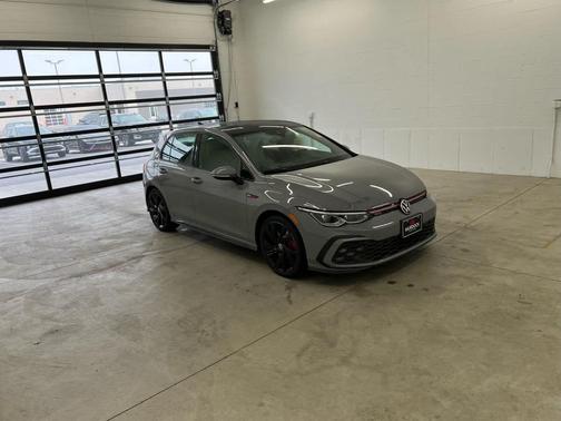 2023 Volkswagen Golf GTI 2.0T SE DSG
