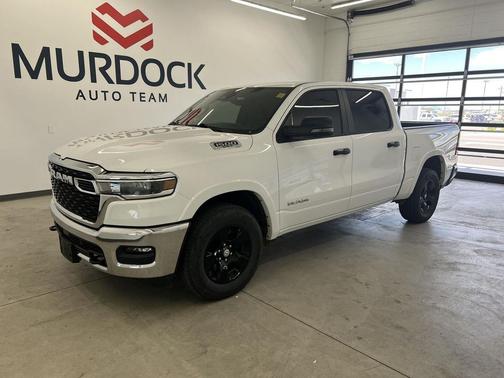 Bright White Clearcoat 2025 RAM 1500 Big Horn/Lone Star