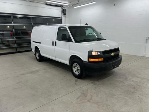 2021 Chevrolet Express 3500 RWD 3500 Regular Wheelbase WT