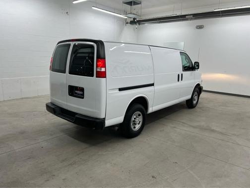 2021 Chevrolet Express 3500 RWD 3500 Regular Wheelbase WT