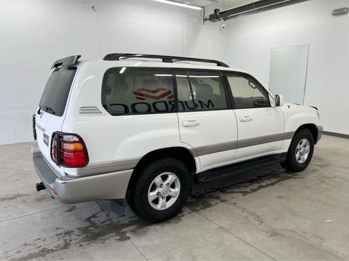 1999 Toyota Land Cruiser Base