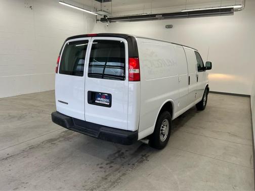 2020 Chevrolet Express 2500 RWD 2500 Regular Wheelbase WT
