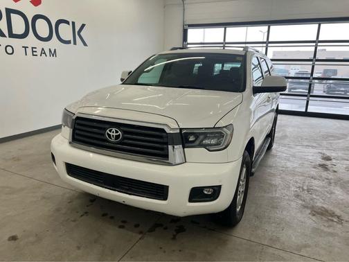 Super White 2018 Toyota Sequoia SR5
