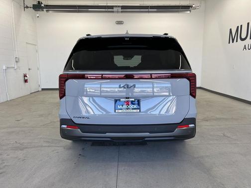 Ceramic Silver 2025 Kia Carnival SX Prestige