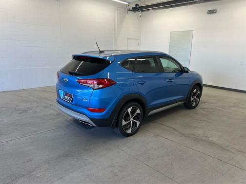 2017 Hyundai TUCSON Sport