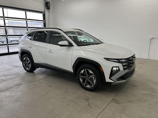 Creamy White Pearl 2025 Hyundai TUCSON Plug-In Hybrid SEL