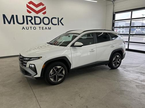 Creamy White Pearl 2025 Hyundai TUCSON Plug-In Hybrid SEL