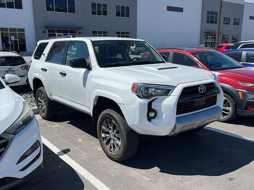 Super White 2021 Toyota 4Runner TRD Off Road