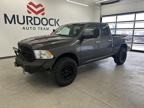 Granite Crystal Metallic Clearcoat 2016 RAM 1500 Big Horn