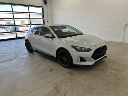 2020 Hyundai Veloster Base