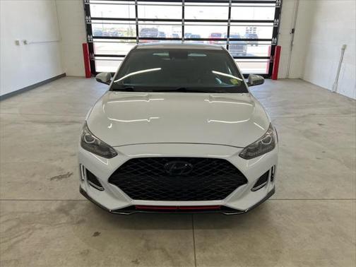 2020 Hyundai Veloster Base