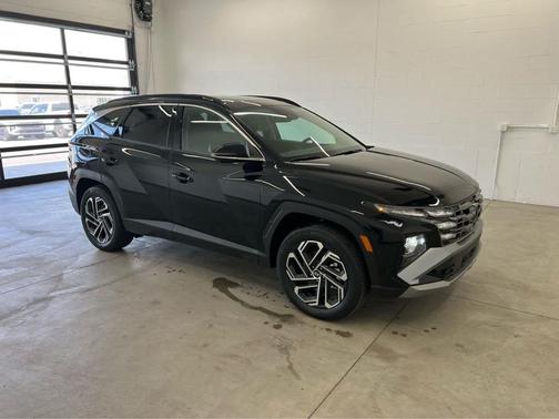 Ash Black 2026 Hyundai TUCSON Plug-In Hybrid Limited