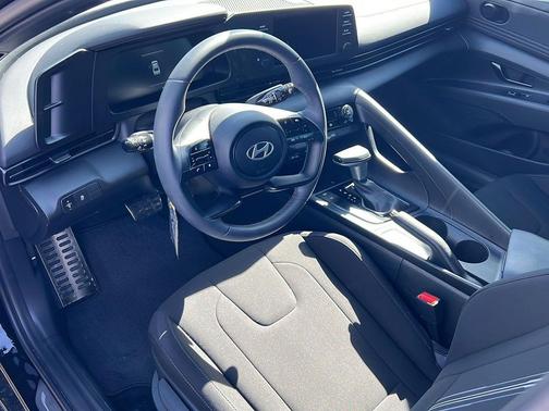 Abyss Black 2025 Hyundai ELANTRA Sport