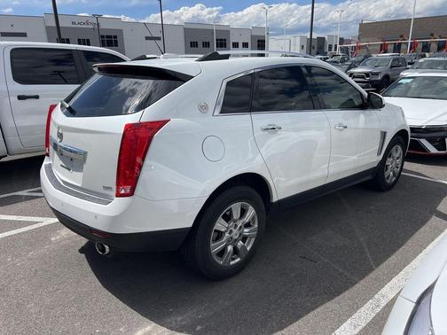 Platinum Ice Tricoat 2016 Cadillac SRX Luxury Collection